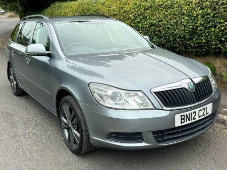 SKODA OCTAVIA 1.6 TDI SE Euro 5 5dr