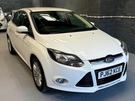 FORD FOCUS 1.0T EcoBoost Titanium Euro 5 (s/s) 5dr